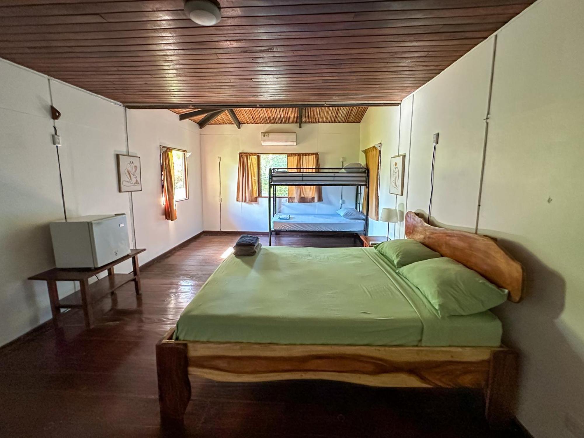 Puerto Viejo de Talamanca El Clan Hostel מראה חיצוני תמונה